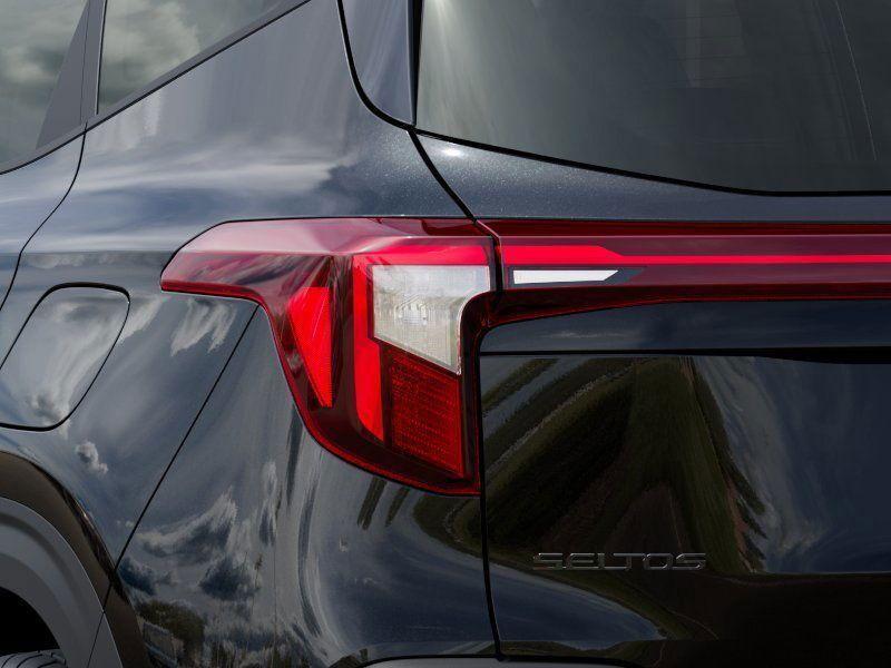 new 2025 Kia Seltos car, priced at $24,680