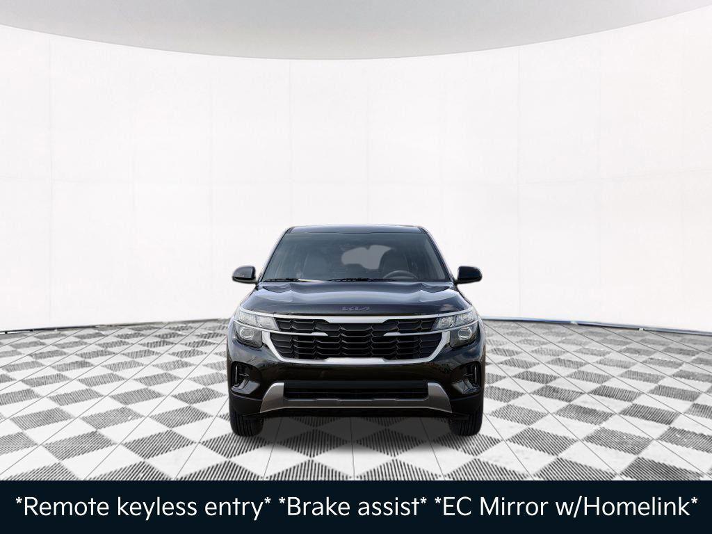 new 2025 Kia Seltos car, priced at $24,680