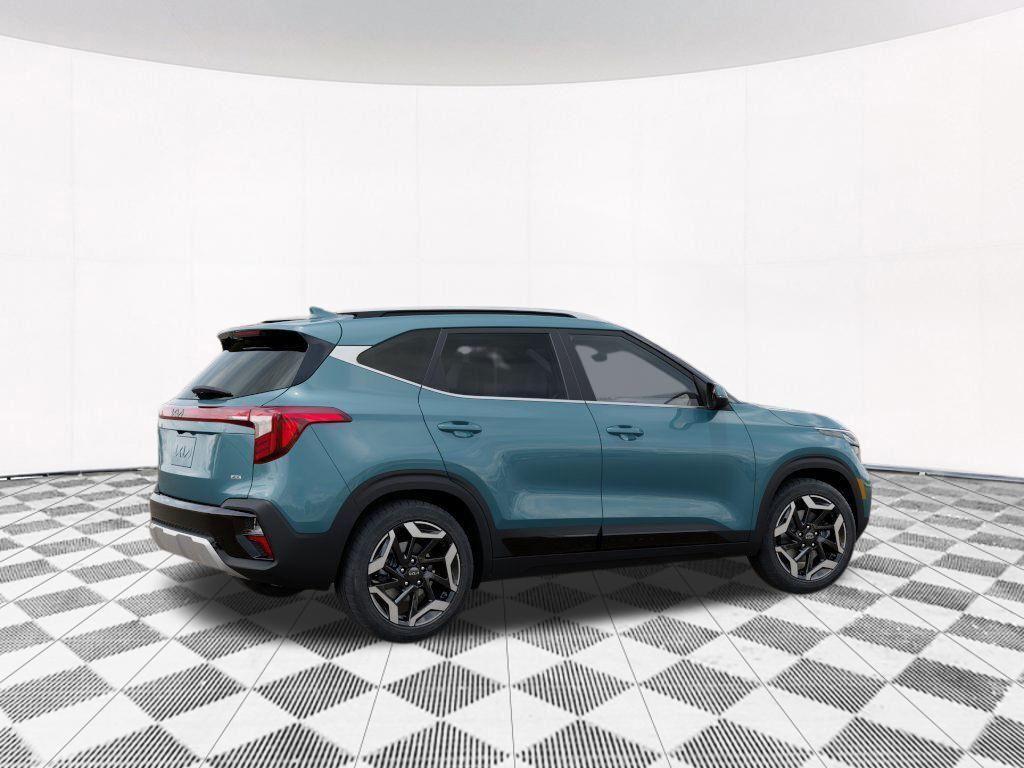 new 2025 Kia Seltos car, priced at $30,187