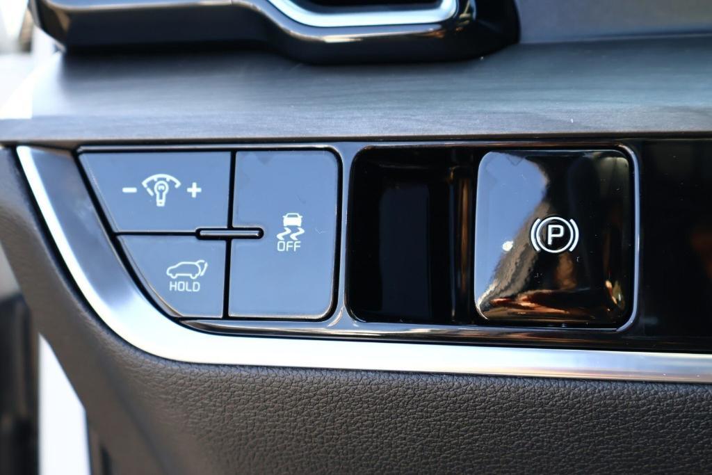 new 2025 Kia Sportage car, priced at $32,380