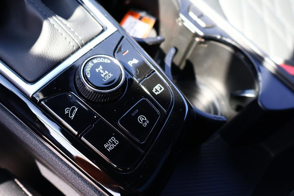 used 2025 Kia Sportage car, priced at $32,971