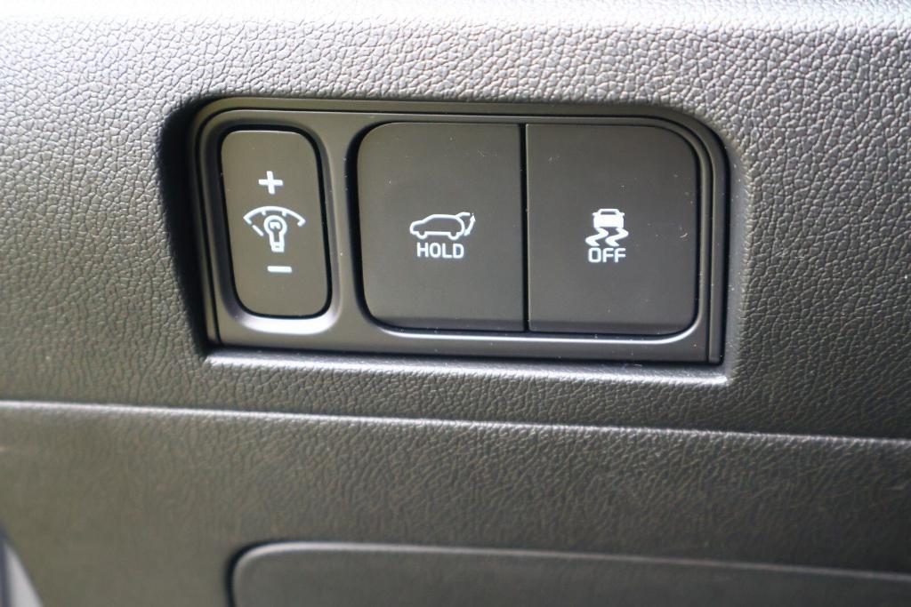 new 2025 Kia Sorento car, priced at $39,057