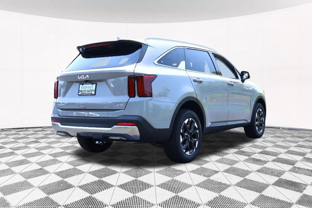 new 2025 Kia Sorento car, priced at $35,529