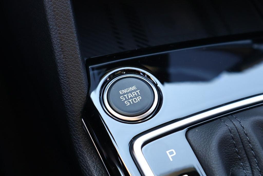 new 2025 Kia Sportage car, priced at $31,234