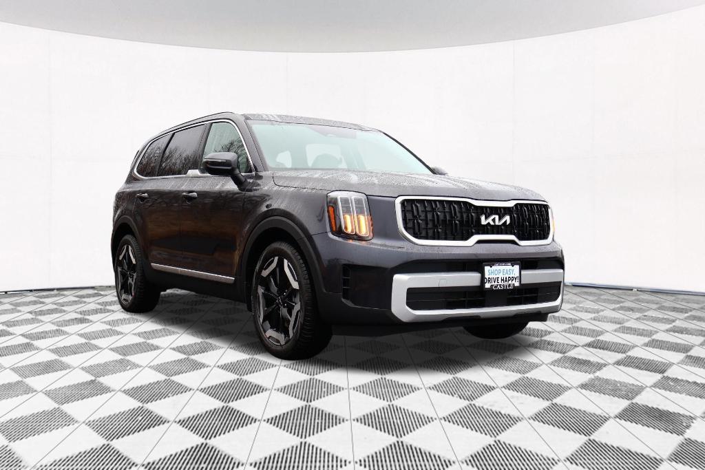 new 2025 Kia Telluride car, priced at $43,124