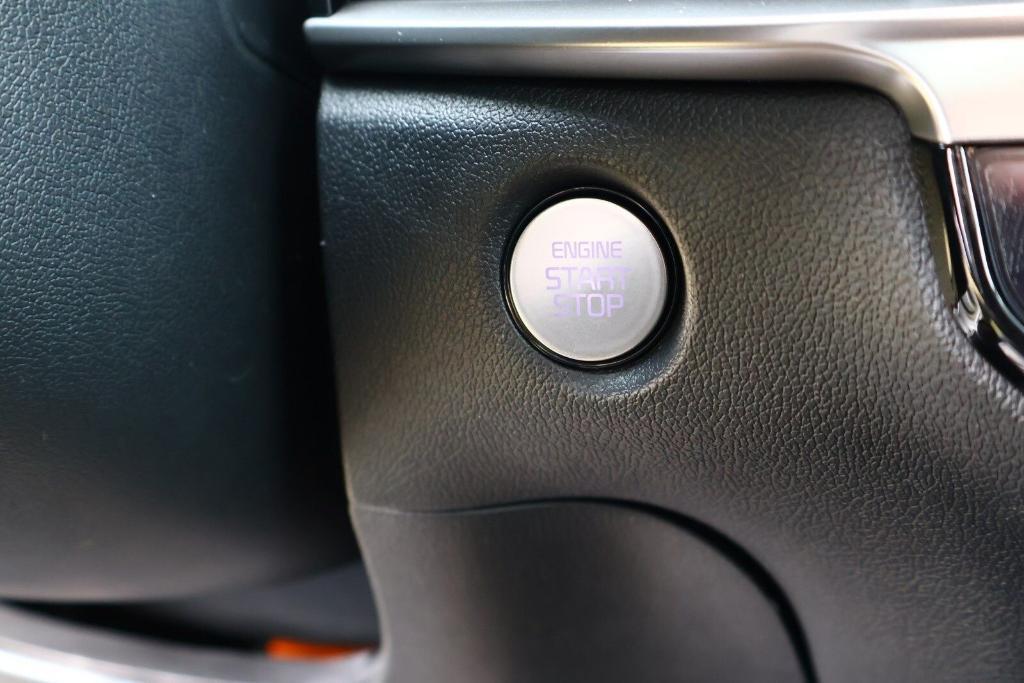 new 2025 Kia Sorento car, priced at $34,746