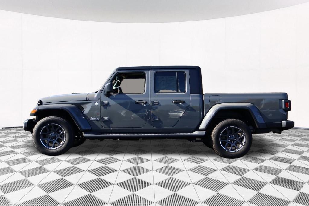 used 2021 Jeep Gladiator car, priced at $30,387