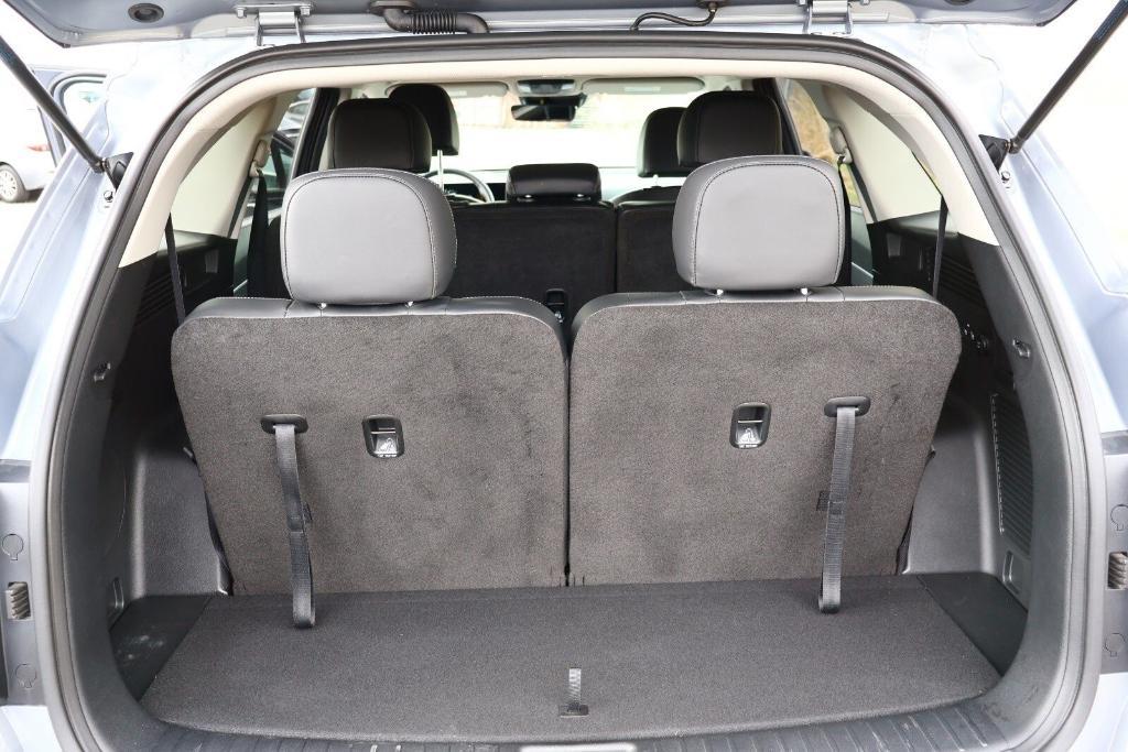 used 2025 Kia Sorento car, priced at $33,371