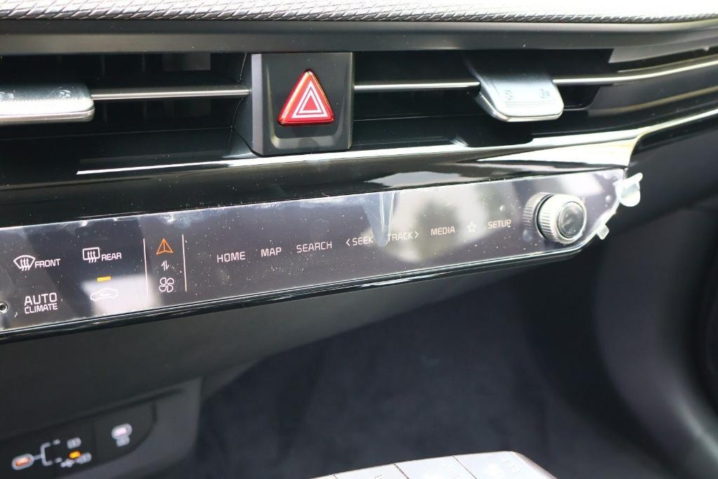 new 2025 Kia EV6 car, priced at $49,391