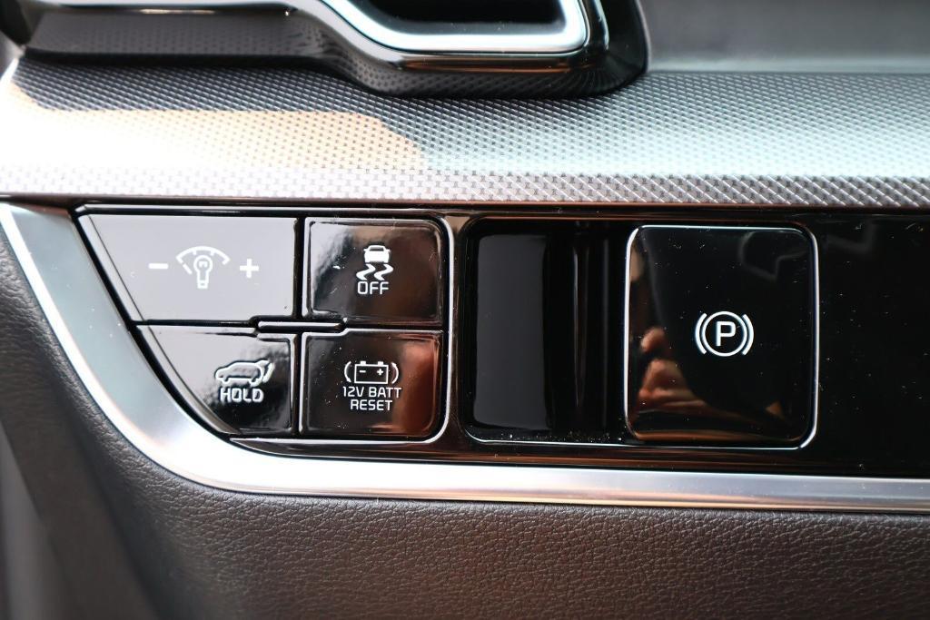 new 2025 Kia Sportage Hybrid car, priced at $38,500