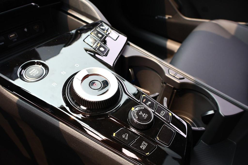 new 2025 Kia Sportage Hybrid car, priced at $38,500