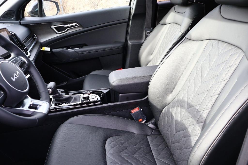 new 2025 Kia Sportage car