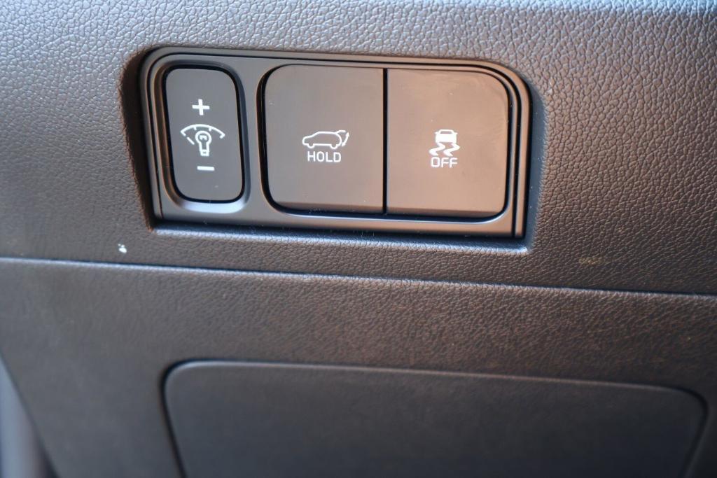 new 2025 Kia Sorento car, priced at $38,996