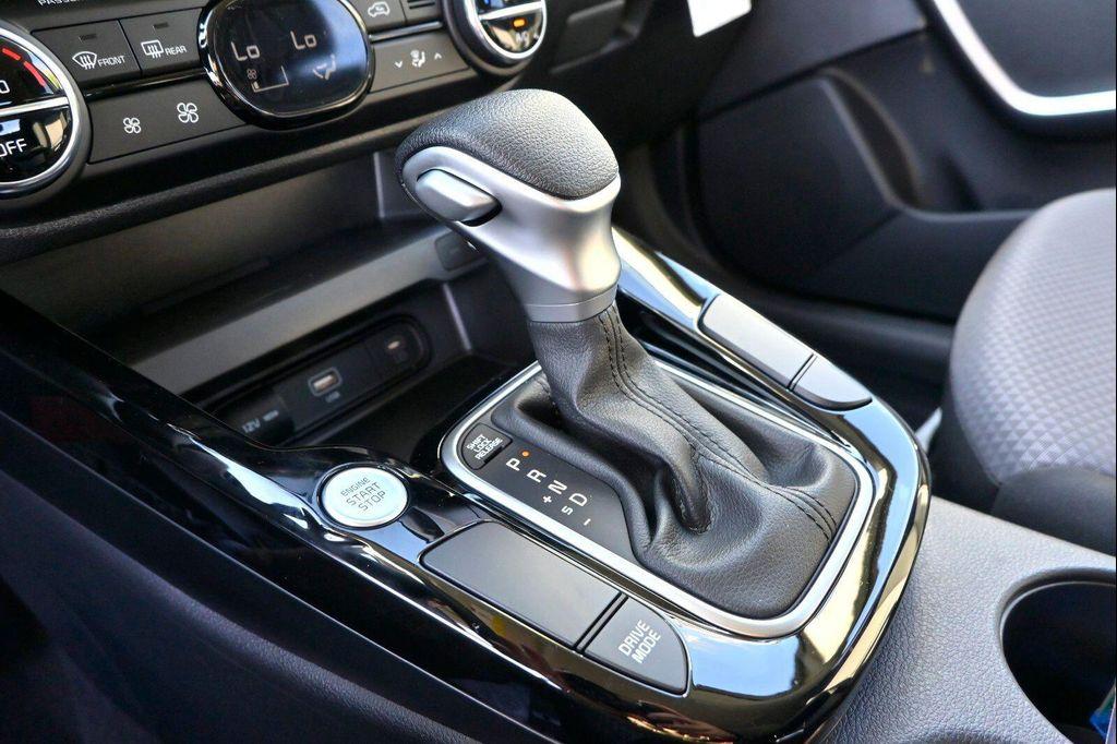 new 2025 Kia Soul car, priced at $21,182