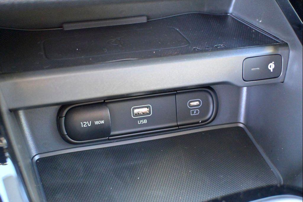 new 2025 Kia Soul car, priced at $21,182