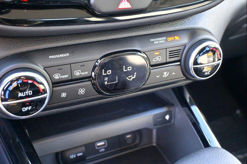 new 2025 Kia Soul car, priced at $21,182