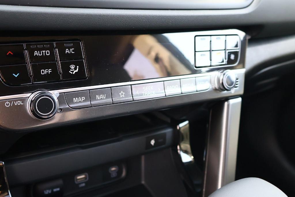 new 2025 Kia Seltos car, priced at $30,187