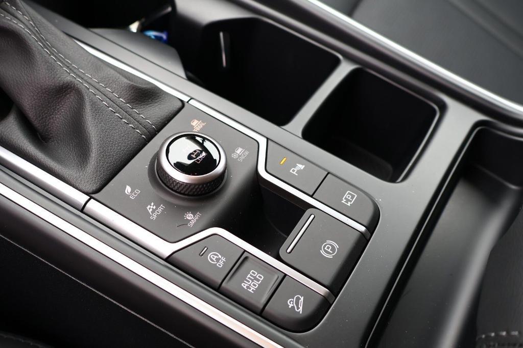 new 2025 Kia Sorento car, priced at $34,310