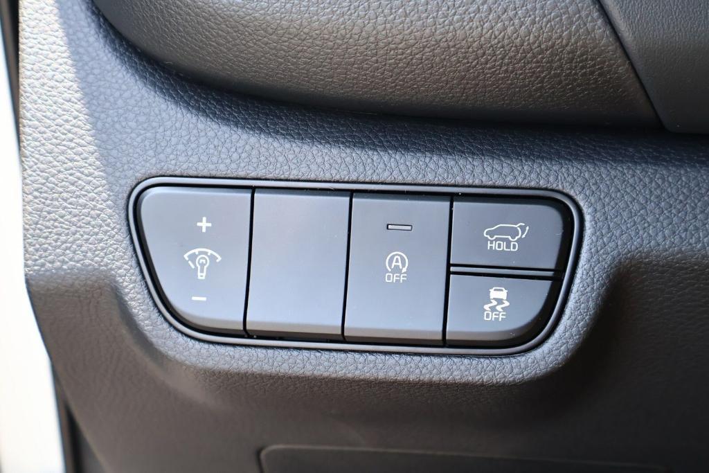 new 2025 Kia Seltos car, priced at $26,993