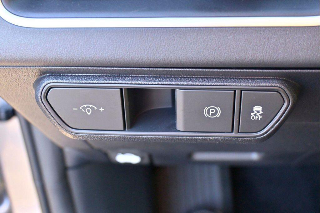 new 2025 Kia K4 car, priced at $21,202