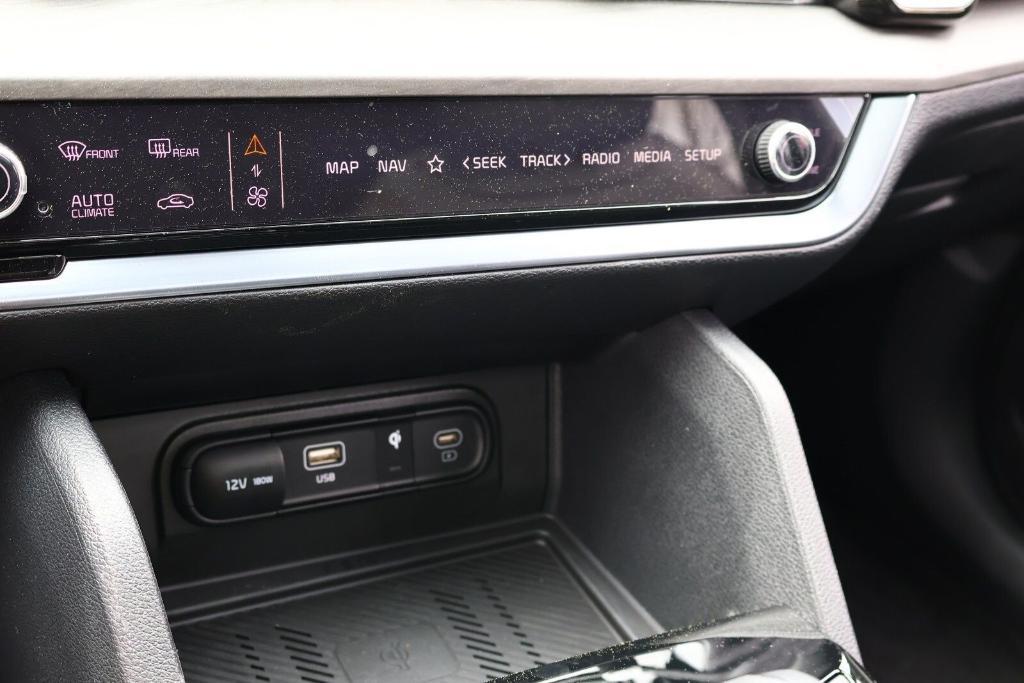 new 2025 Kia Sportage car, priced at $33,024