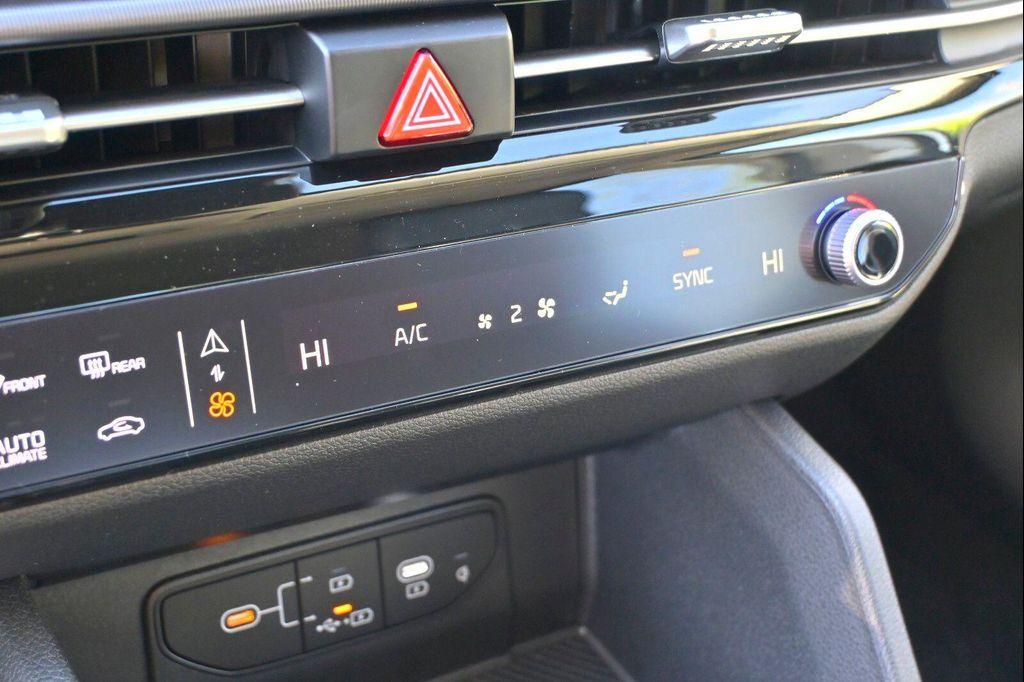 new 2026 Kia Sportage car, priced at $29,559