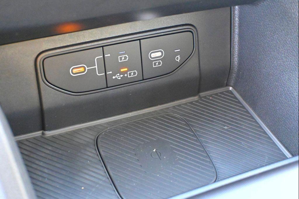 new 2026 Kia Sportage car, priced at $29,559