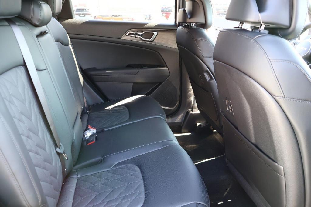 new 2025 Kia Sportage car, priced at $32,774
