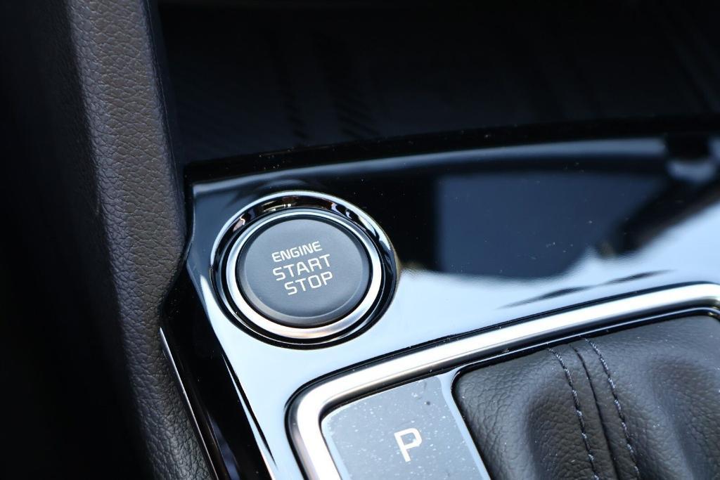 new 2025 Kia Sportage car, priced at $32,774