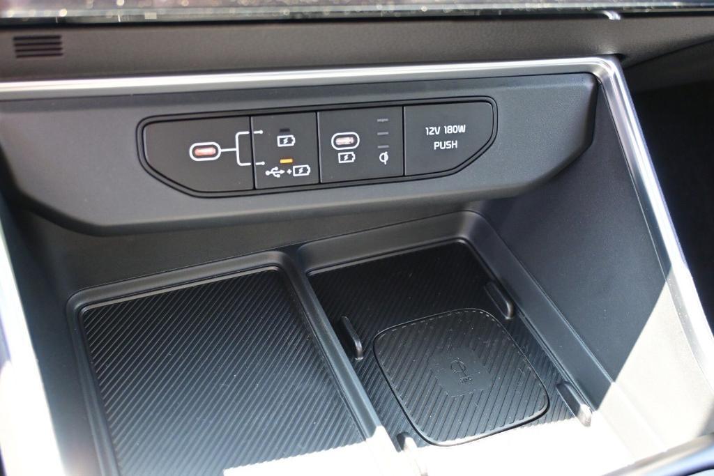new 2026 Kia Carnival car