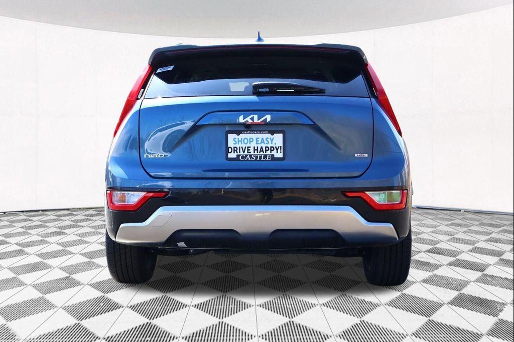 new 2025 Kia Niro car, priced at $28,466