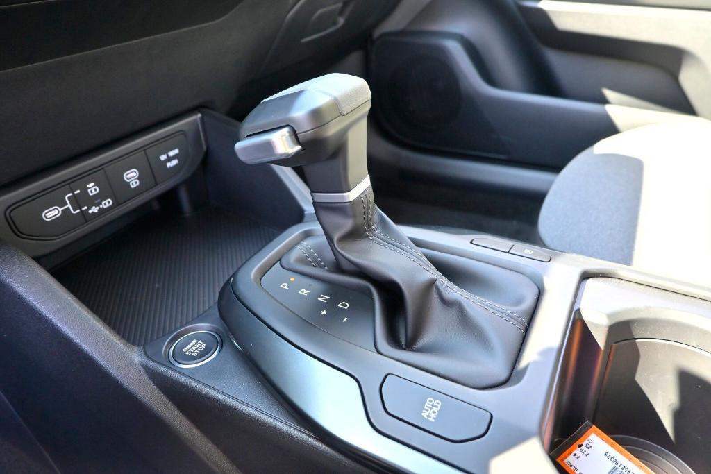 new 2025 Kia K4 car