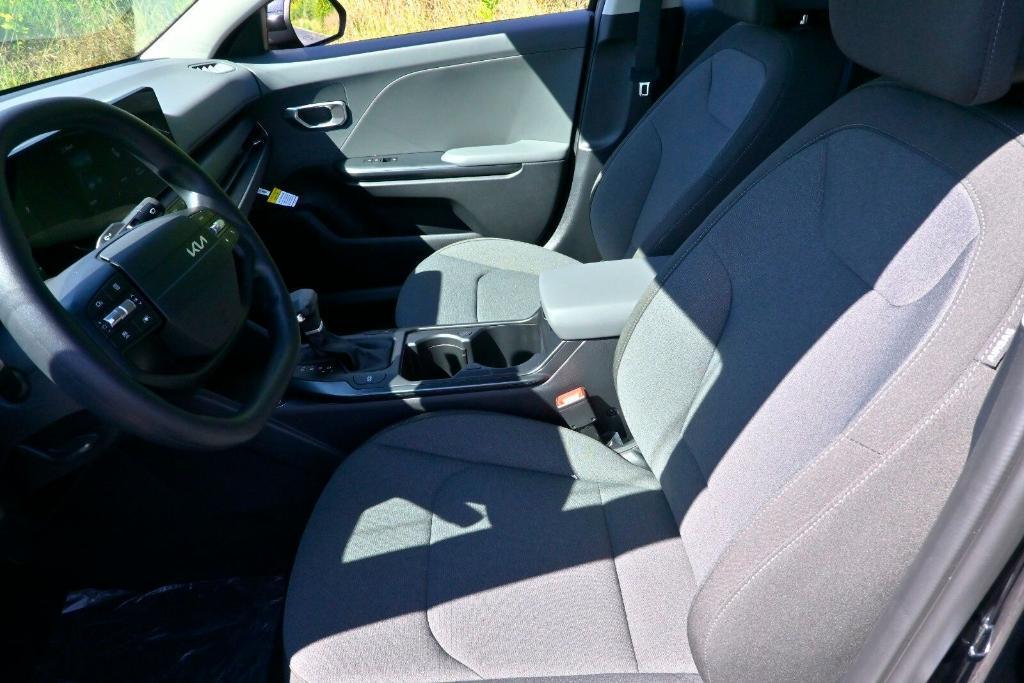 new 2025 Kia K4 car