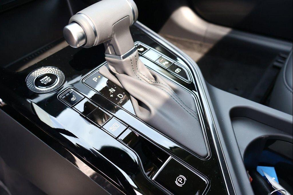 new 2025 Kia Niro car, priced at $28,010