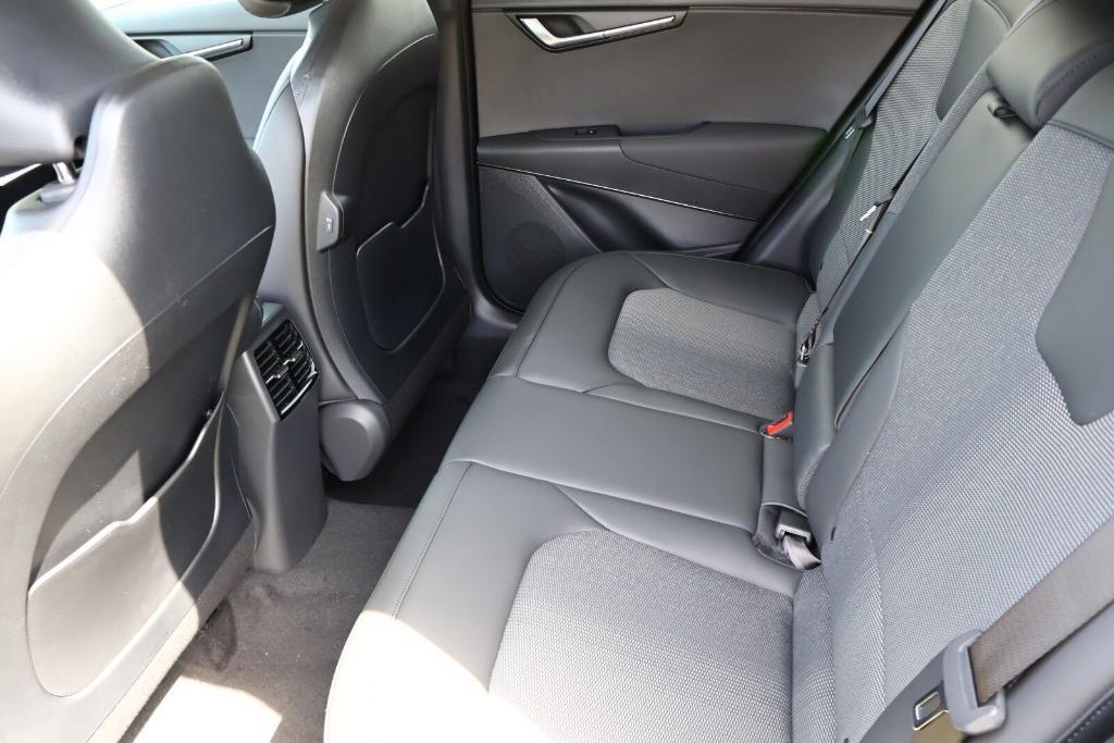 new 2025 Kia Niro car, priced at $31,010