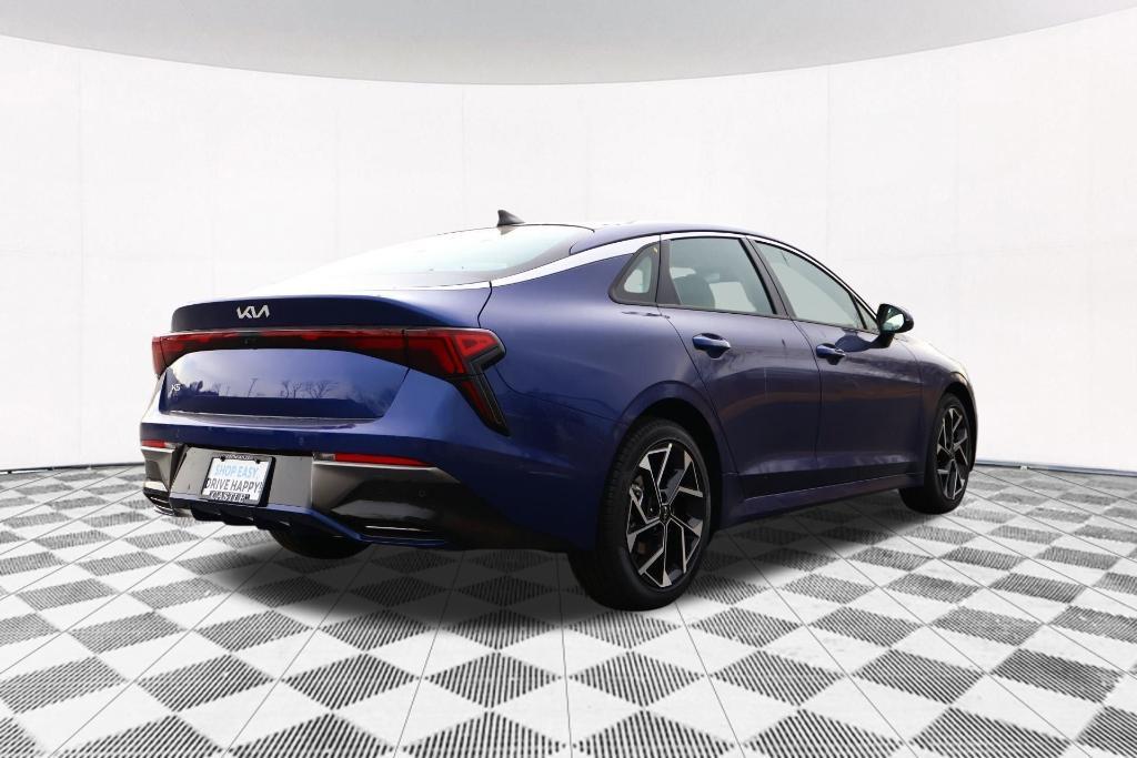 new 2025 Kia K5 car, priced at $33,104