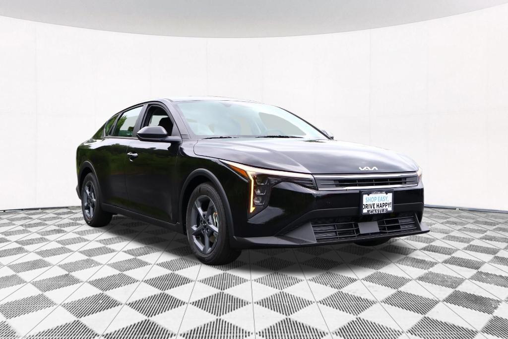 new 2025 Kia K4 car, priced at $22,202