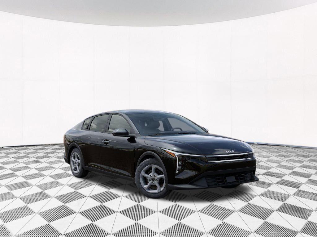 new 2025 Kia K4 car, priced at $22,202