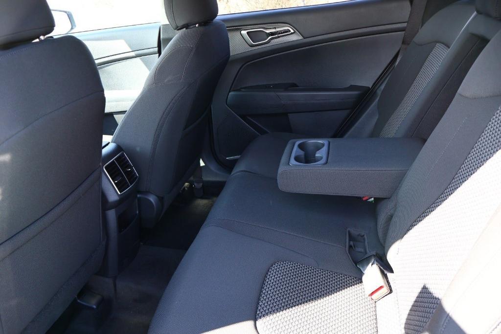 new 2025 Kia Sportage Hybrid car, priced at $30,028