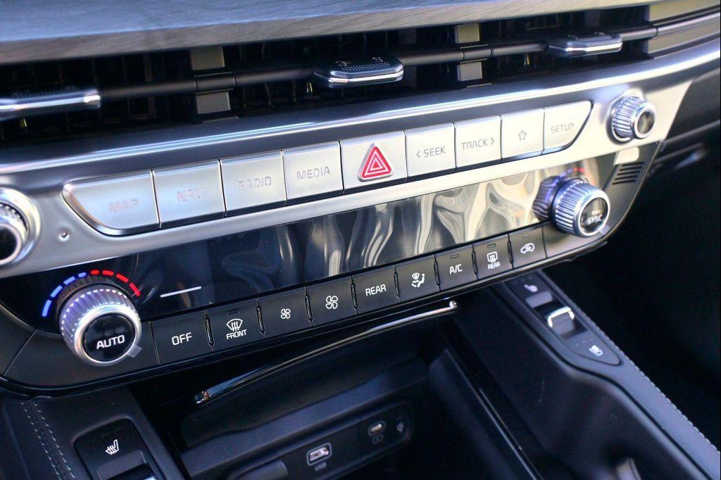 new 2025 Kia Telluride car, priced at $48,776