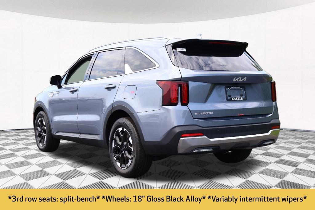 used 2025 Kia Sorento car, priced at $33,471