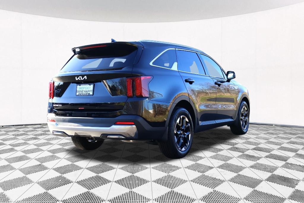 used 2025 Kia Sorento car, priced at $33,361