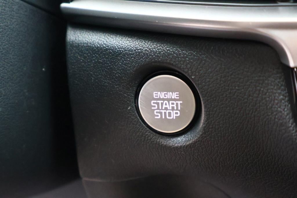 new 2025 Kia Sorento car, priced at $34,282