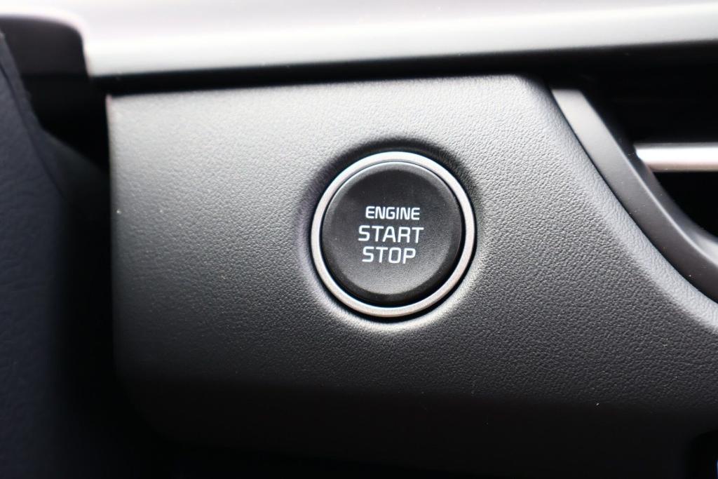 new 2025 Kia Seltos car, priced at $28,200