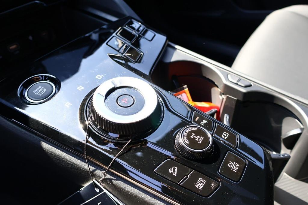new 2025 Kia Sportage Plug-In Hybrid car, priced at $39,553