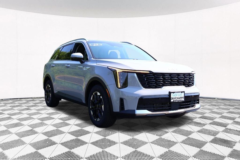 new 2025 Kia Sorento car, priced at $34,811