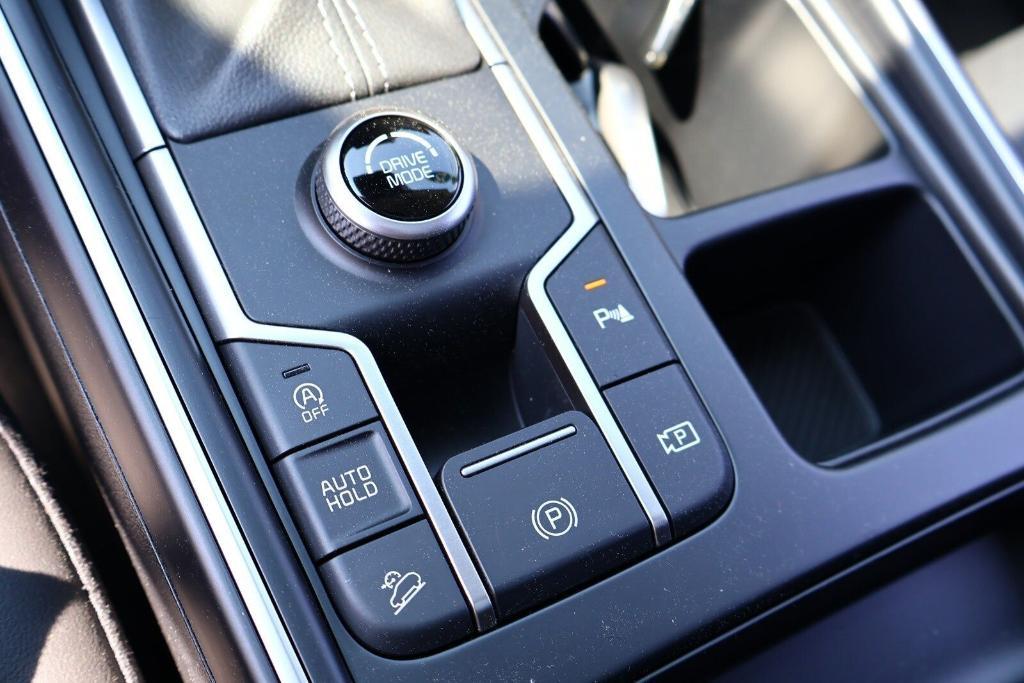 new 2025 Kia Sorento car, priced at $34,811