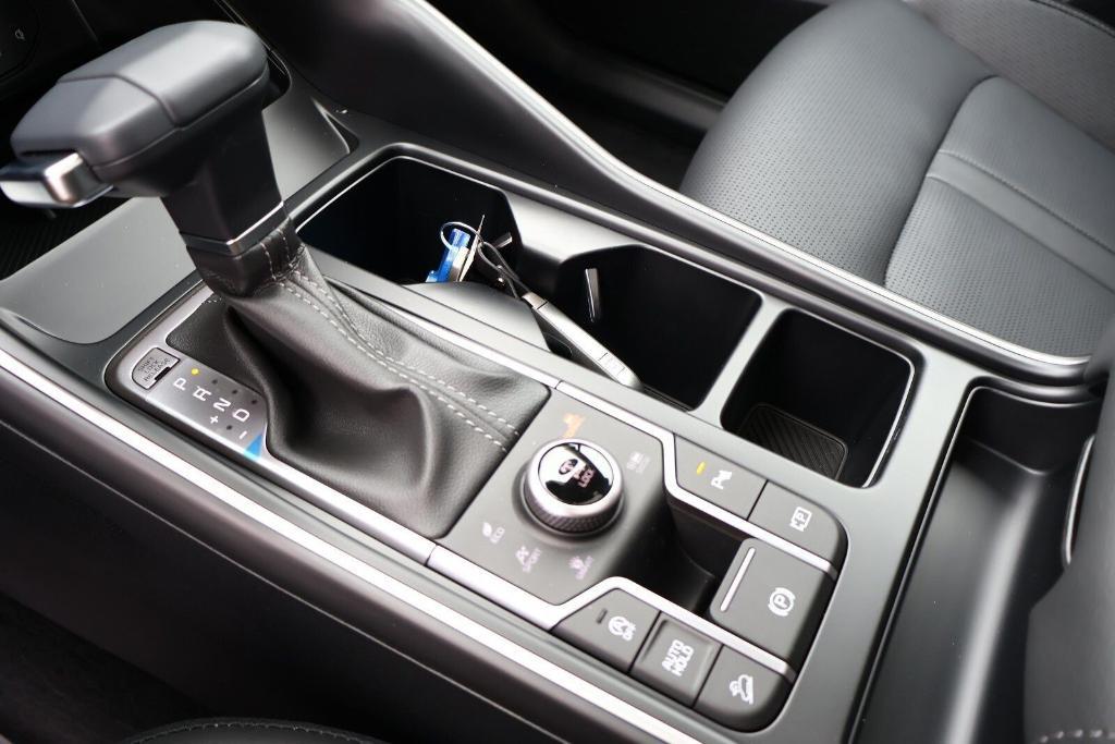 new 2025 Kia Sorento car, priced at $35,551