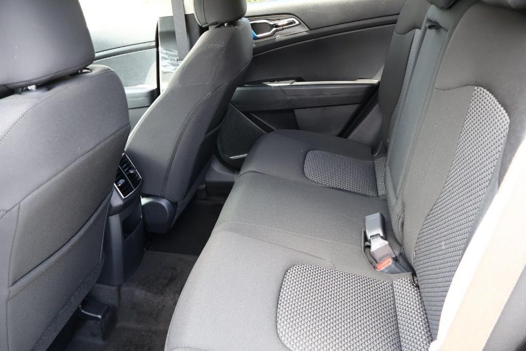 new 2025 Kia Sportage Hybrid car, priced at $29,884