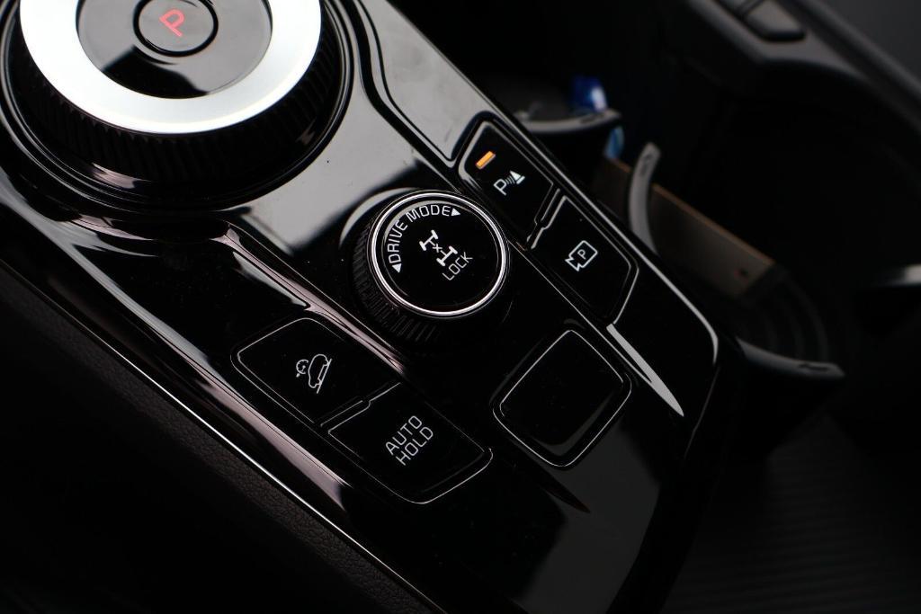 new 2025 Kia Sportage Hybrid car, priced at $33,677